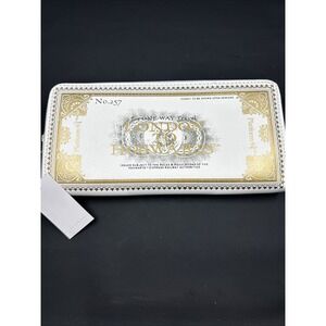 Loungefly Harry Potter Hogwarts Express Wallet‎